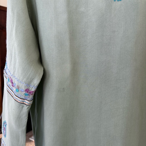 Boho Embroidered Green/Periwinkle/Lilac/Mauve Women's Tunic V-Neck Size Large - Picture 8 of 10